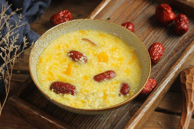 3 công thức nấu cháo dưỡng nhan - món quà ý nghĩa cho Ngày của Mẹ 3 công thức nấu cháo dưỡng nhan - món quà ý nghĩa cho Ngày của Mẹ