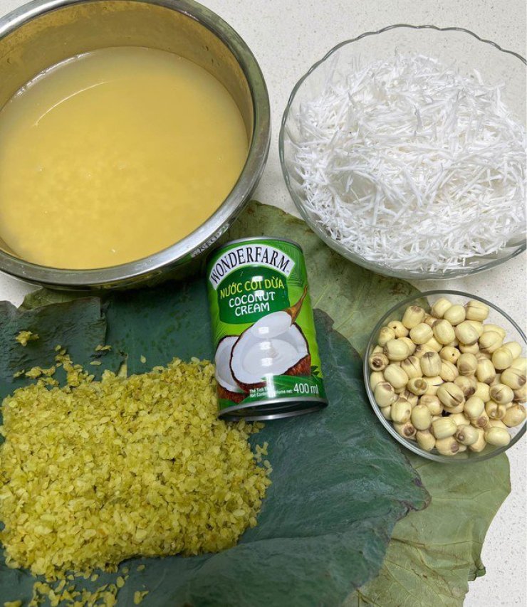 Cách làm xôi cốm sen dừa - thức quà mang hương vị tình thân vào những ngày cuối thu, thơm ngon, đơn giản Cách làm xôi cốm sen dừa - thức quà mang hương vị tình thân vào những ngày cuối thu, thơm ngon, đơn giản