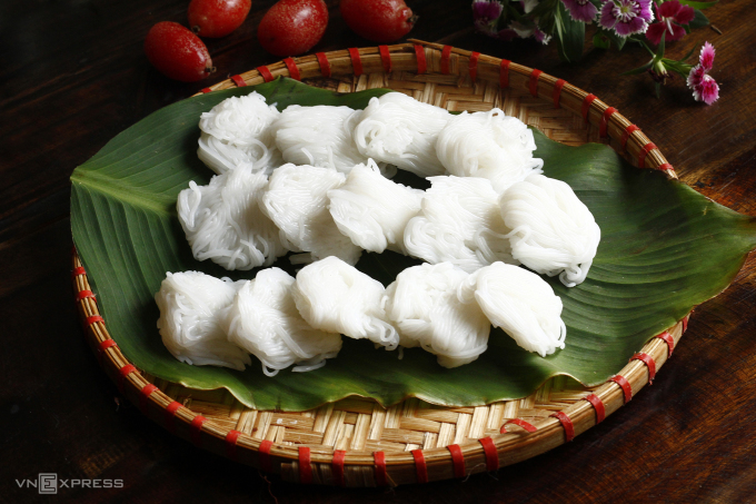 Bún chấm gạch cua chưng kiểu Hà Nội xưa