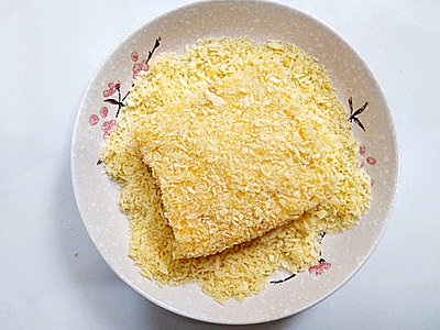 Bánh mì kẹp pate gan chiên giòn