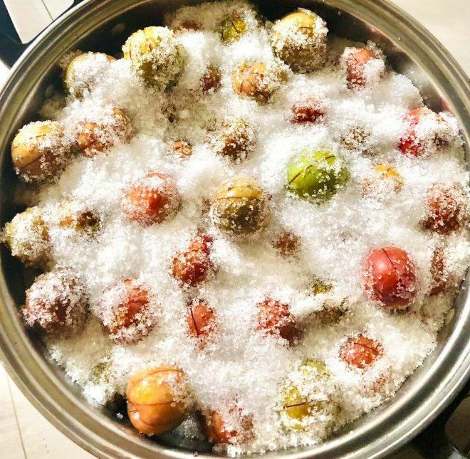 Đang vào mùa, gái đảm mách cách làm ô mai mận không cần nước vôi trong vẫn dẻo ngon Đang vào mùa, gái đảm mách cách làm ô mai mận không cần nước vôi trong vẫn dẻo ngon