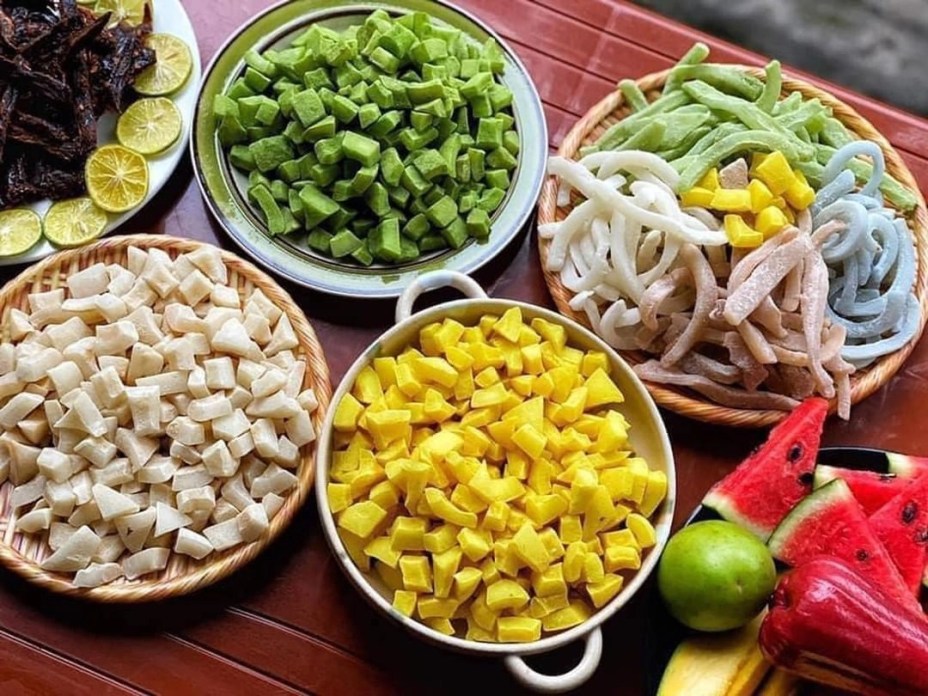 Mứt Tết truyền thống - món ăn chưa bao giờ lỗi thời, đến cả giới trẻ cũng tự tay làm để nhâm nhi trong năm mới