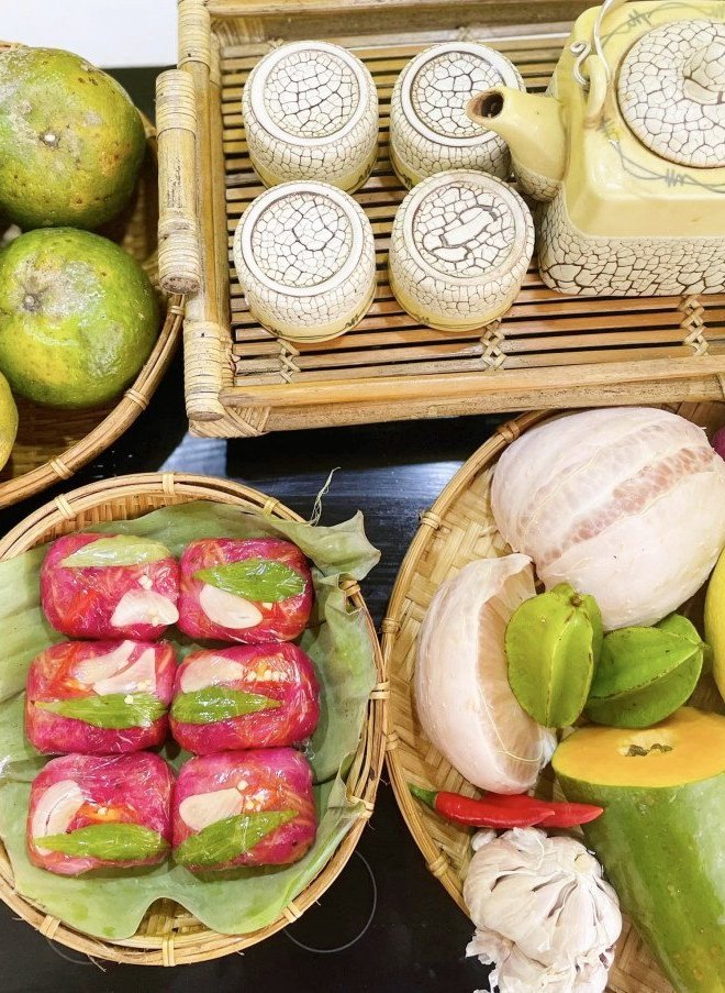 Làm nem chua chay giòn giòn, đơn giản mà ngon từ thứ toàn bị vứt đi của quả bưởi