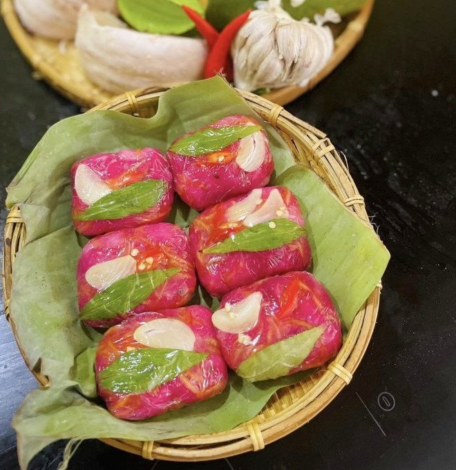 Làm nem chua chay giòn giòn, đơn giản mà ngon từ thứ toàn bị vứt đi của quả bưởi