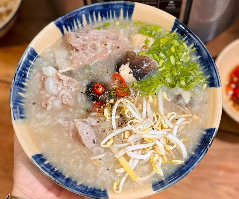 Nấu cháo sườn cho thêm thứ rau này vừa ngon lại giàu dinh dưỡng đảm bảo mê tít, ăn ngày se lạnh thật thích Nấu cháo sườn cho thêm thứ rau này vừa ngon lại giàu dinh dưỡng đảm bảo mê tít, ăn ngày se lạnh thật thích