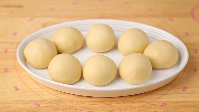 Bữa sáng với bánh mì xúc xích mềm thơm ngon khó cưỡng Bữa sáng với bánh mì xúc xích mềm thơm ngon khó cưỡng