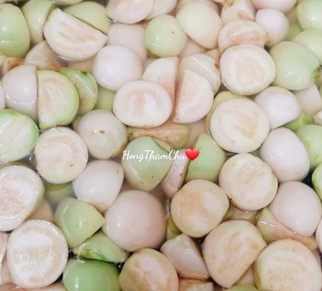 Cách làm cà pháo muối chua ngọt, giòn tan không bị thâm đen, ăn đến đâu cơm trôi đến đấy của mẹ đảm Cách làm cà pháo muối chua ngọt, giòn tan không bị thâm đen, ăn đến đâu cơm trôi đến đấy của mẹ đảm