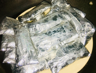 Chả ốc hấp lá chuối