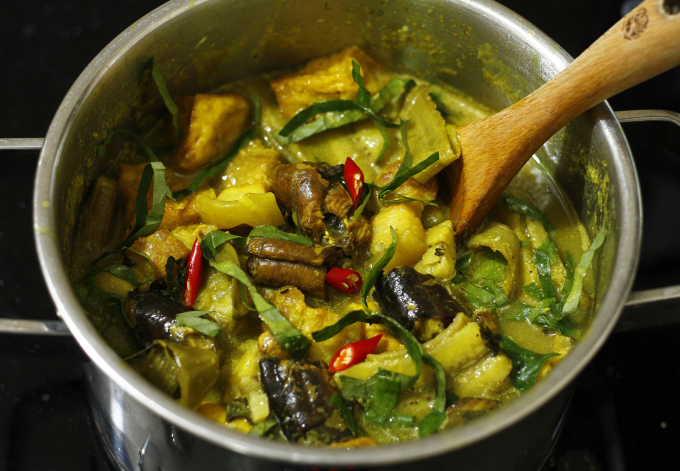 Lươn om chuối đậu nóng hổi ngày đông