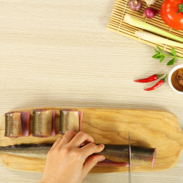 Cách làm lẩu lươn chua cay