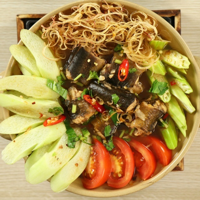 Cách làm lẩu lươn chua cay