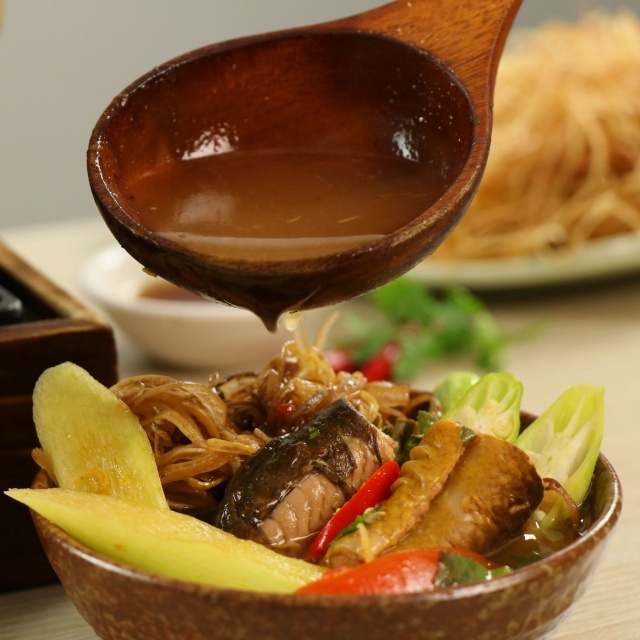 Cách làm lẩu lươn chua cay