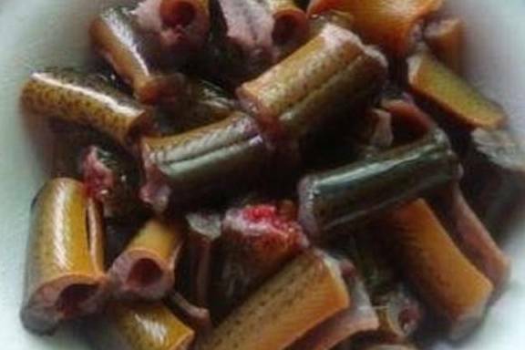 Khi làm lươn đừng chỉ loại bỏ chất nhờn, phải thêm bước này nữa để có món ngon tuyệt hảo