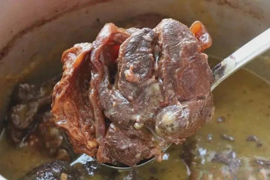 Bí quyết làm món bò kho sốt tương: Nhớ 