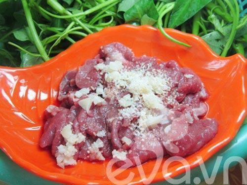 Món Ngon Dễ Làm - Thịt Trâu Xào Rau Muống Món Ngon Dễ Làm - Thịt Trâu Xào Rau Muống