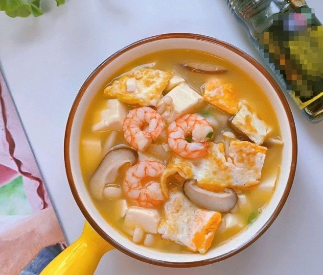 Canh đậu hũ nấu tôm ngọt ngon lại bổ dưỡng, cả nhà ăn không còn một giọt Canh đậu hũ nấu tôm ngọt ngon lại bổ dưỡng, cả nhà ăn không còn một giọt