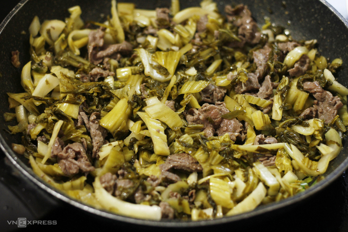 Cơm rang dưa bò Hà Nội Cơm rang dưa bò Hà Nội