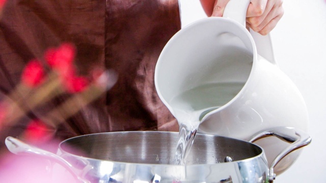 Canh sườn non cải chua