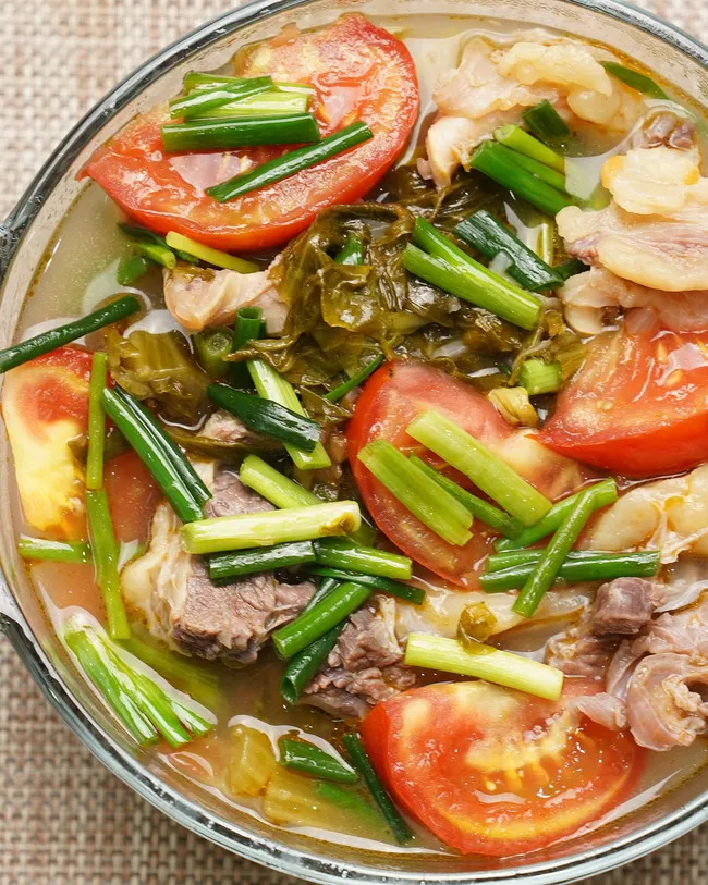 Món canh chua đủ thịt đủ rau, nấu chưa tới 10 phút mà đưa cơm tuyệt vời Món canh chua đủ thịt đủ rau, nấu chưa tới 10 phút mà đưa cơm tuyệt vời