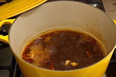 Đùi gà nấu kiểu Philippines siêu ngon