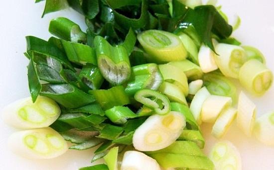 Cách nấu canh thịt bò củ cải cay cực thơm ngon