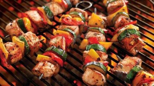 Đến Nga xem WC, không ăn Shashlik lãng phí cả chuyến đi