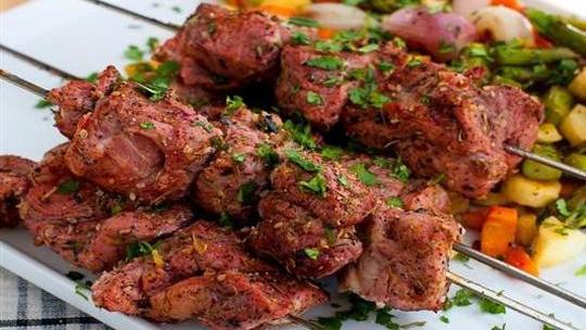 Đến Nga xem WC, không ăn Shashlik lãng phí cả chuyến đi