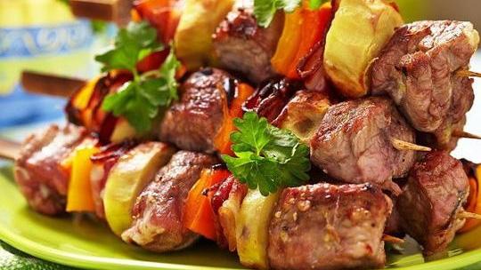 Đến Nga xem WC, không ăn Shashlik lãng phí cả chuyến đi