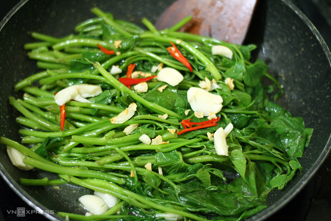 Món ăn từ ngọn khoai lang tốt cho tiêu hóa