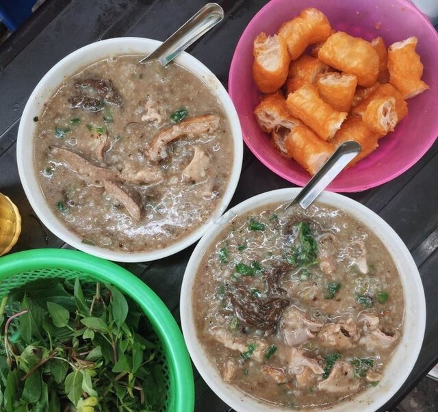 Những quán lòng lợn ngon nức tiếng quận Ba Đình, Hà Nội