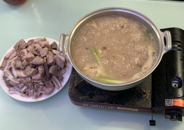 Những quán lòng lợn ngon nức tiếng quận Ba Đình, Hà Nội