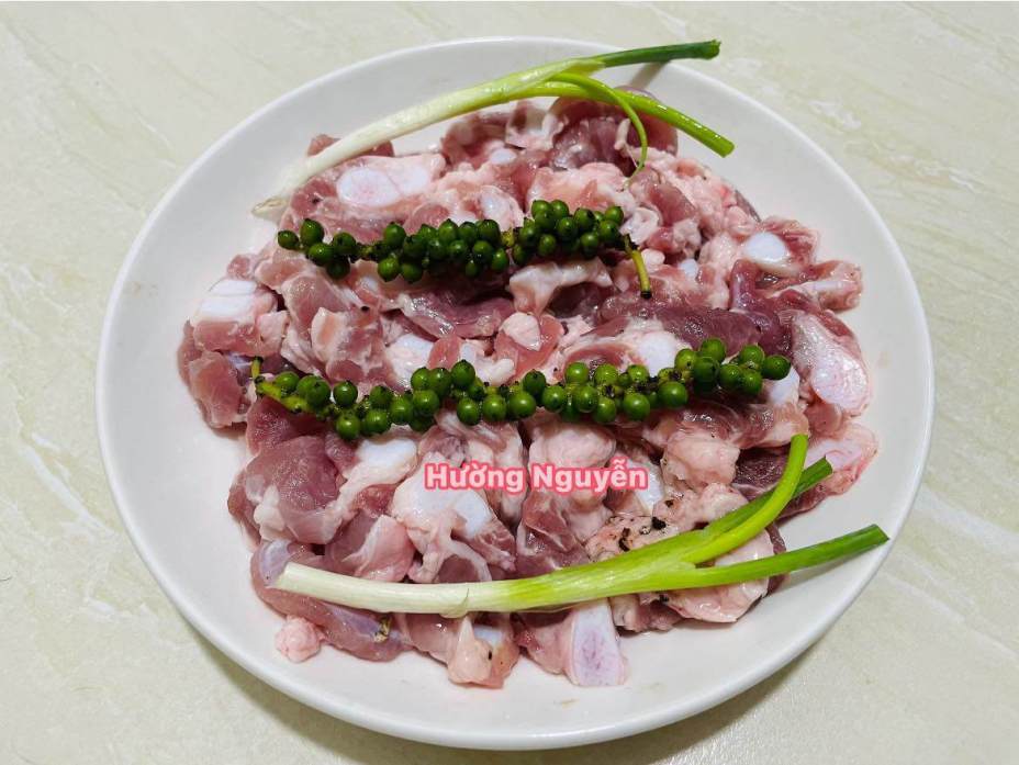 Phần thịt siêu ngon, mỗi con lợn chỉ có một ít đem rim theo cách này cực tốn cơm