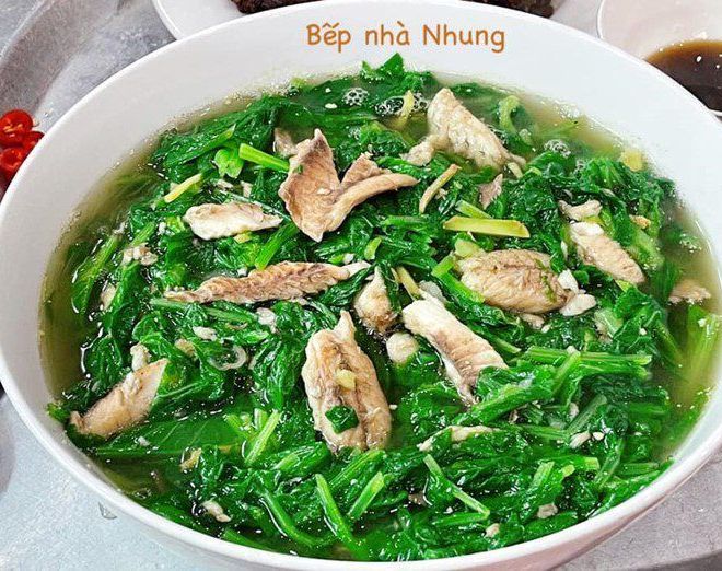 Loại cá bé bằng vài ngón tay xưa bị chê lắm xương chỉ người nghèo mới ăn giờ là đặc sản ai cũng thích, giá 110.000/kg Loại cá bé bằng vài ngón tay xưa bị chê lắm xương chỉ người nghèo mới ăn giờ là đặc sản ai cũng thích, giá 110.000/kg