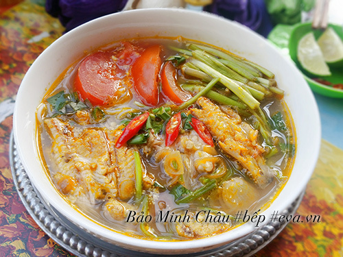 Loại cá bé bằng vài ngón tay xưa bị chê lắm xương chỉ người nghèo mới ăn giờ là đặc sản ai cũng thích, giá 110.000/kg Loại cá bé bằng vài ngón tay xưa bị chê lắm xương chỉ người nghèo mới ăn giờ là đặc sản ai cũng thích, giá 110.000/kg