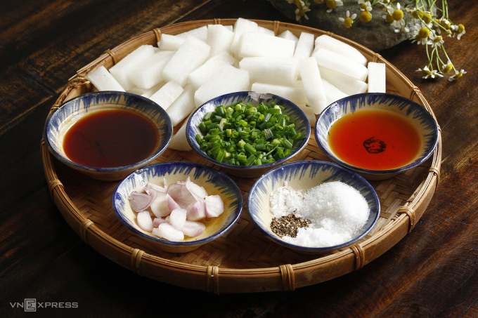 Thịt kho củ cải - món bình dân Hà Nội xưa Thịt kho củ cải - món bình dân Hà Nội xưa