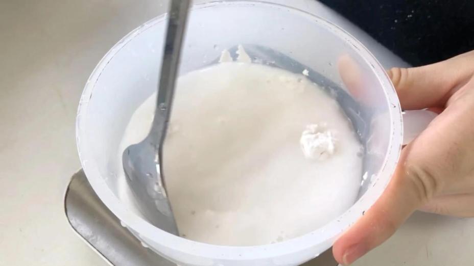 Học mẹ đảm Hà thành cách nấu chè bưởi cốm dừa cho mùa Vu Lan Học mẹ đảm Hà thành cách nấu chè bưởi cốm dừa cho mùa Vu Lan