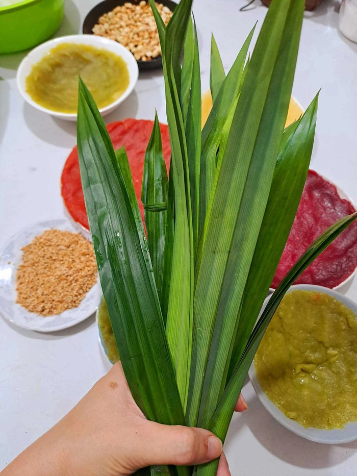Mẹ đảm 8X Việt kiều chia sẻ công thức làm bánh tằm khoai mì đậm chất tuổi thơ, dai thơm, mềm ngọt cực hấp dẫn