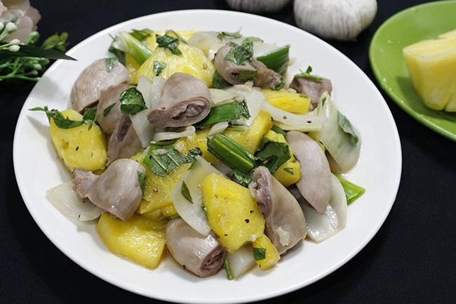 4 món ngon từ lòng heo, làm mồi nhậu hay ăn cùng cơm đều ngon xuất sắc 4 món ngon từ lòng heo, làm mồi nhậu hay ăn cùng cơm đều ngon xuất sắc