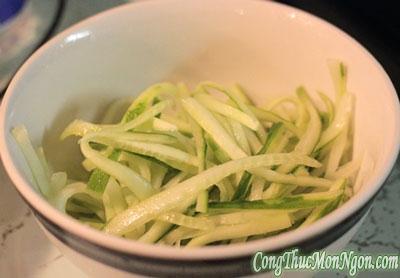 Nộm sứa giòn tan chống ngấy