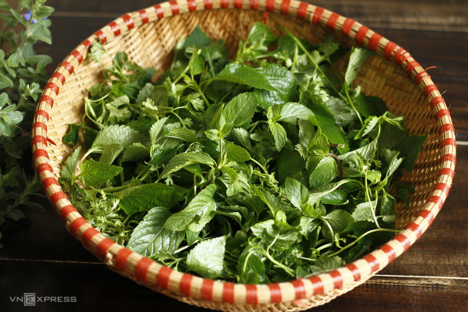 Nem cuốn tươi kiểu Hà Nội