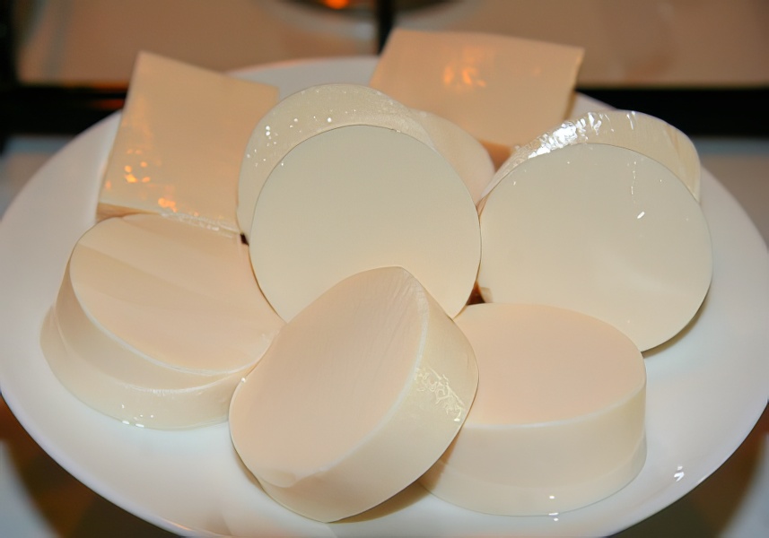 Cách nấu canh đậu phụ non nấu nấm thơm ngon, thanh mát