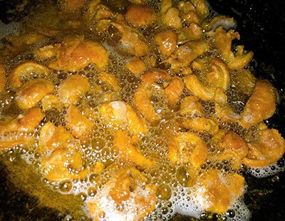 Da gà chiên sả ớt