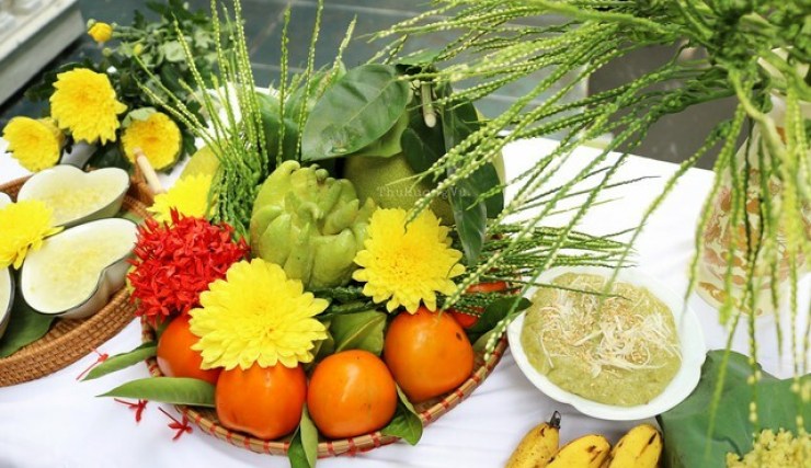 Chiêm ngưỡng loạt ảnh mâm cúng Tết Đoan Ngọ đẹp hút hồn của các mẹ đảm, nhìn mà không nỡ ăn