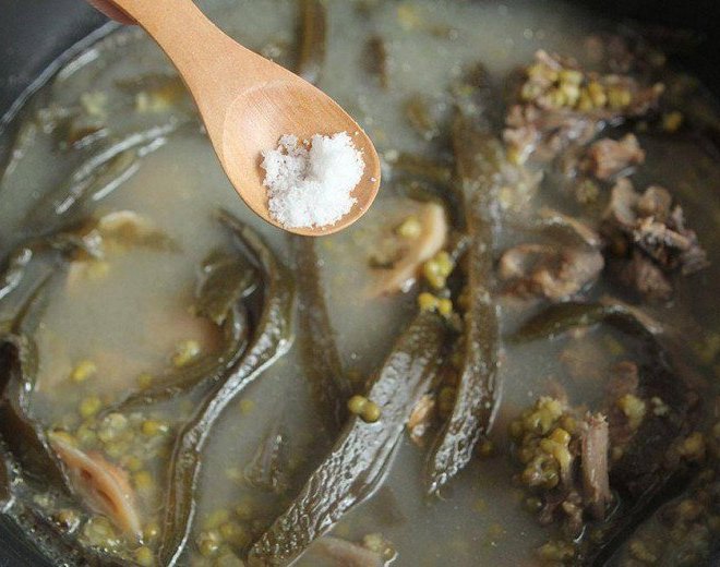 Con này hay chỉ luộc hoặc nướng, giờ đem nấu canh lại được món ngon giải nhiệt ngày nắng nóng