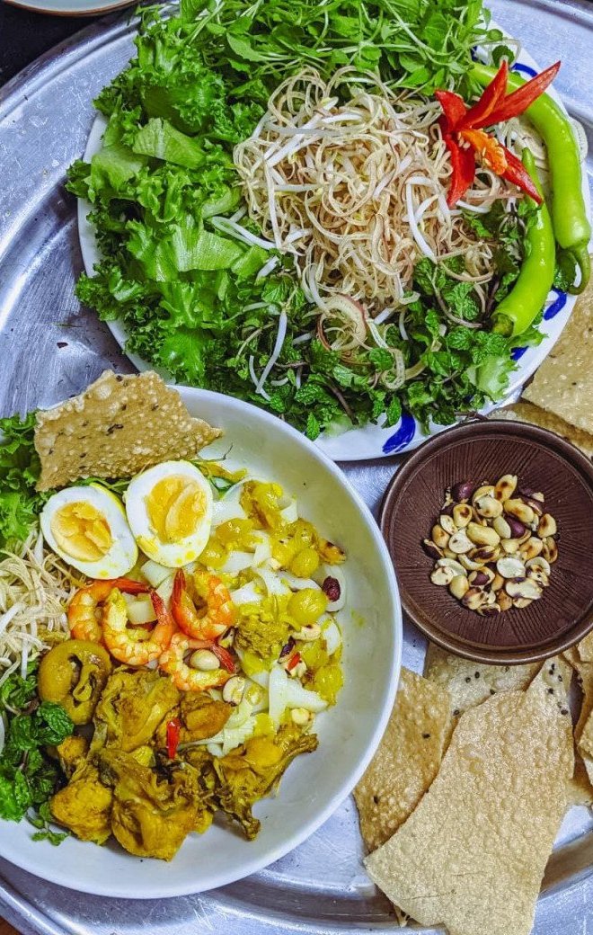 Mì Quảng thơm ngon, dễ nấu, nhìn chảy nước miếng hợp ngày mát trời theo công thức của mẹ đảm Mì Quảng thơm ngon, dễ nấu, nhìn chảy nước miếng hợp ngày mát trời theo công thức của mẹ đảm