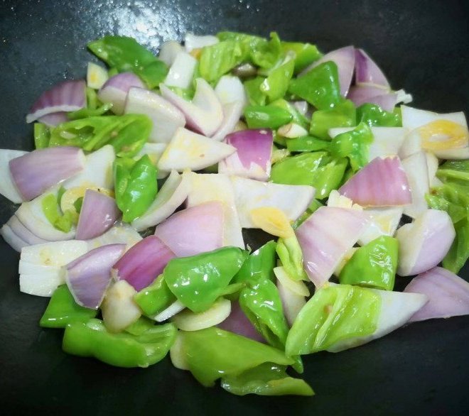 Trứng xào quả này vài phút là xong được món ngon rẻ ít calo, giàu dinh dưỡng, đánh bay mỡ thừa Trứng xào quả này vài phút là xong được món ngon rẻ ít calo, giàu dinh dưỡng, đánh bay mỡ thừa