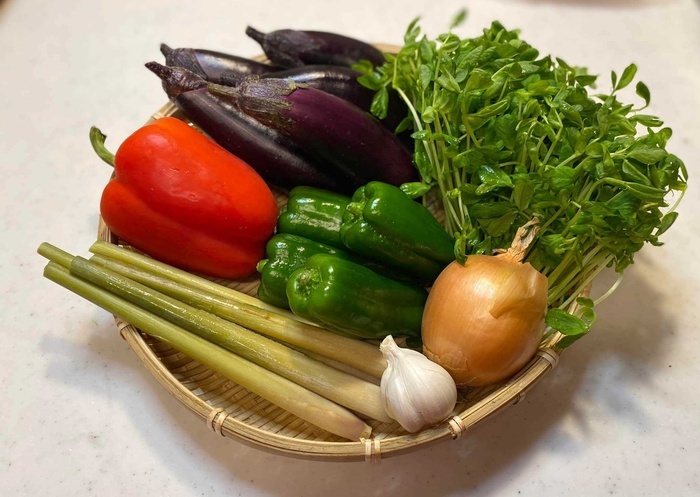 Mẹ đảm ở Nhật chia sẻ cách làm bún mắm đậm đà thơm phức chuẩn vị miền Tây Mẹ đảm ở Nhật chia sẻ cách làm bún mắm đậm đà thơm phức chuẩn vị miền Tây