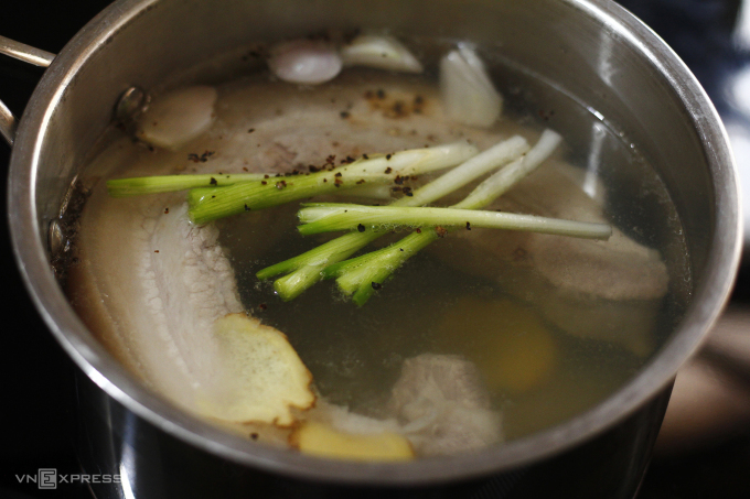 5 sai lầm khiến thịt luộc bị khô, kém vị