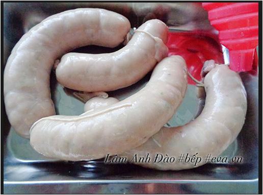 Cách làm xúc xích ngon tại nhà đơn giản nhất Cách làm xúc xích ngon tại nhà đơn giản nhất