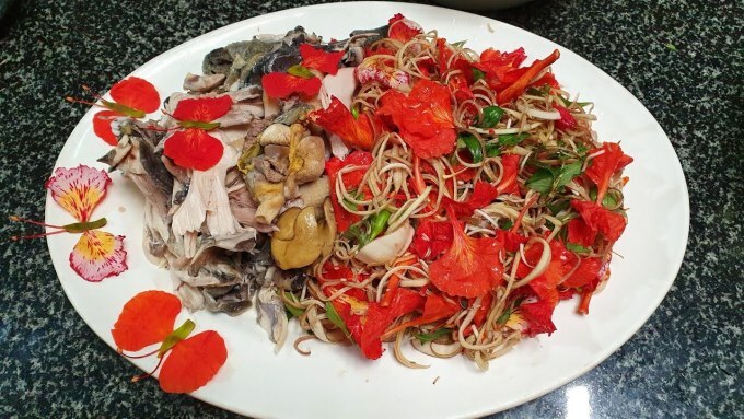 Những món gỏi gà 'làm mưa làm gió' hè năm nay